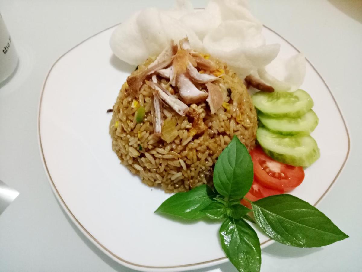 Wisma Andali Syariah Near Rsud Cideres Маджаленка Екстериор снимка